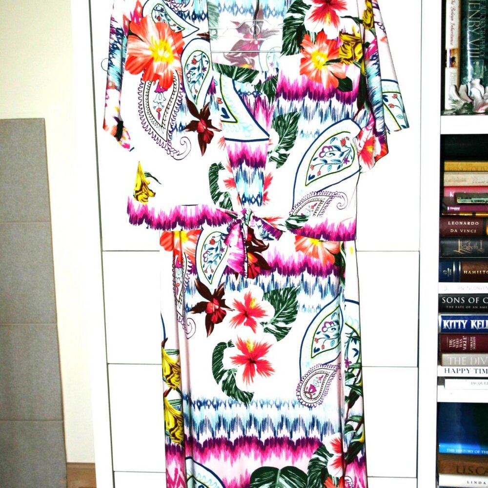 Tropical Print 2-Piece Lounging Top + Maxi Skirt with Slit. Small/Medium Chicos
